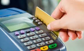Projeto permite preços diferenciados para compras no dinheiro ou cartão de crédito