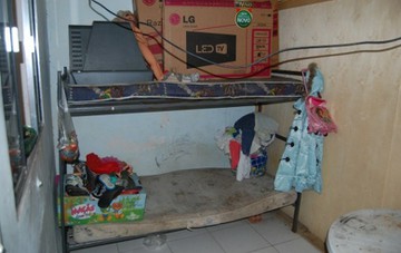 Fiscalização flagra exploração de trabalho escravo na confecção de roupas da Renner
