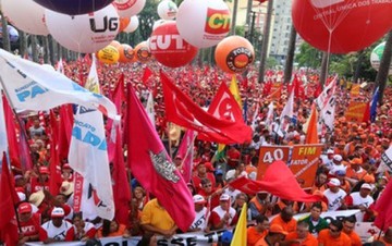 Para Pochmann, Brasil caminha em direção à redução da jornada de trabalho