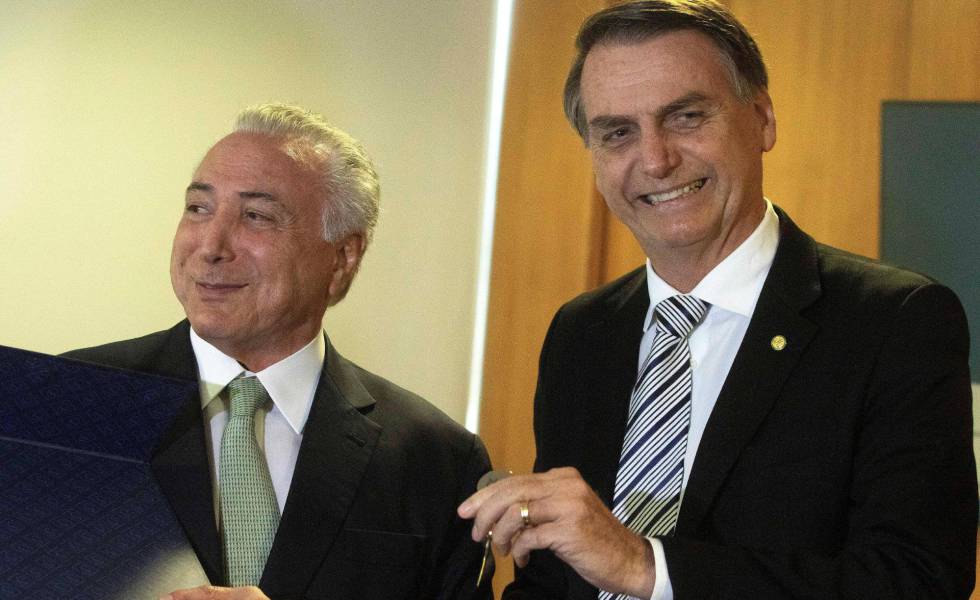 'Bolsonaro e Temer articulam reforma da Previdência sem mudar Constituição'