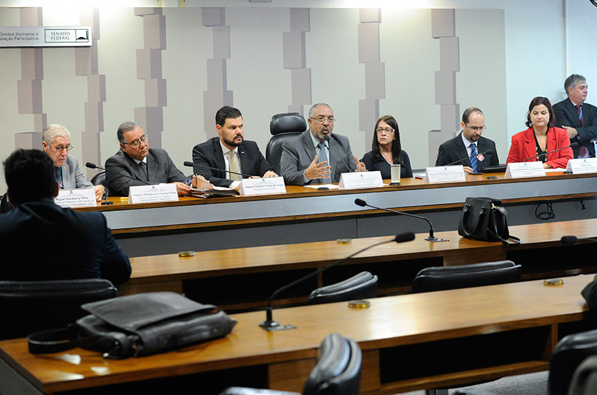 Sindicalistas defendem Estatuto do Trabalho