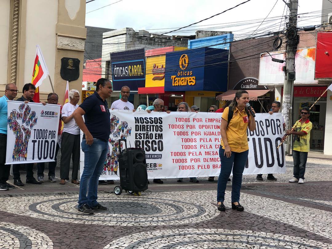 Bancários resistem à reforma trabalhista para garantir direitos