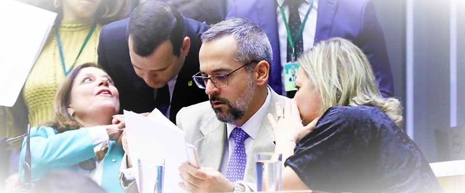 A Educação e o ministro sem educação