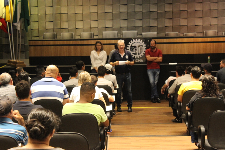 ASSEMBLEIA COM TRABALHADORES DA EMPRESA SOMOPAR