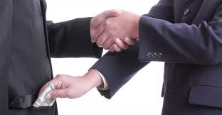 SALÁRIO PAGO POR FORA É PREJUDICIAL???