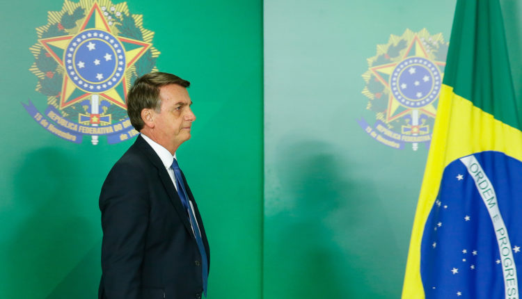 Bolsonaro desperta rumores ao compartilhar texto sobre dificuldades para governar o país