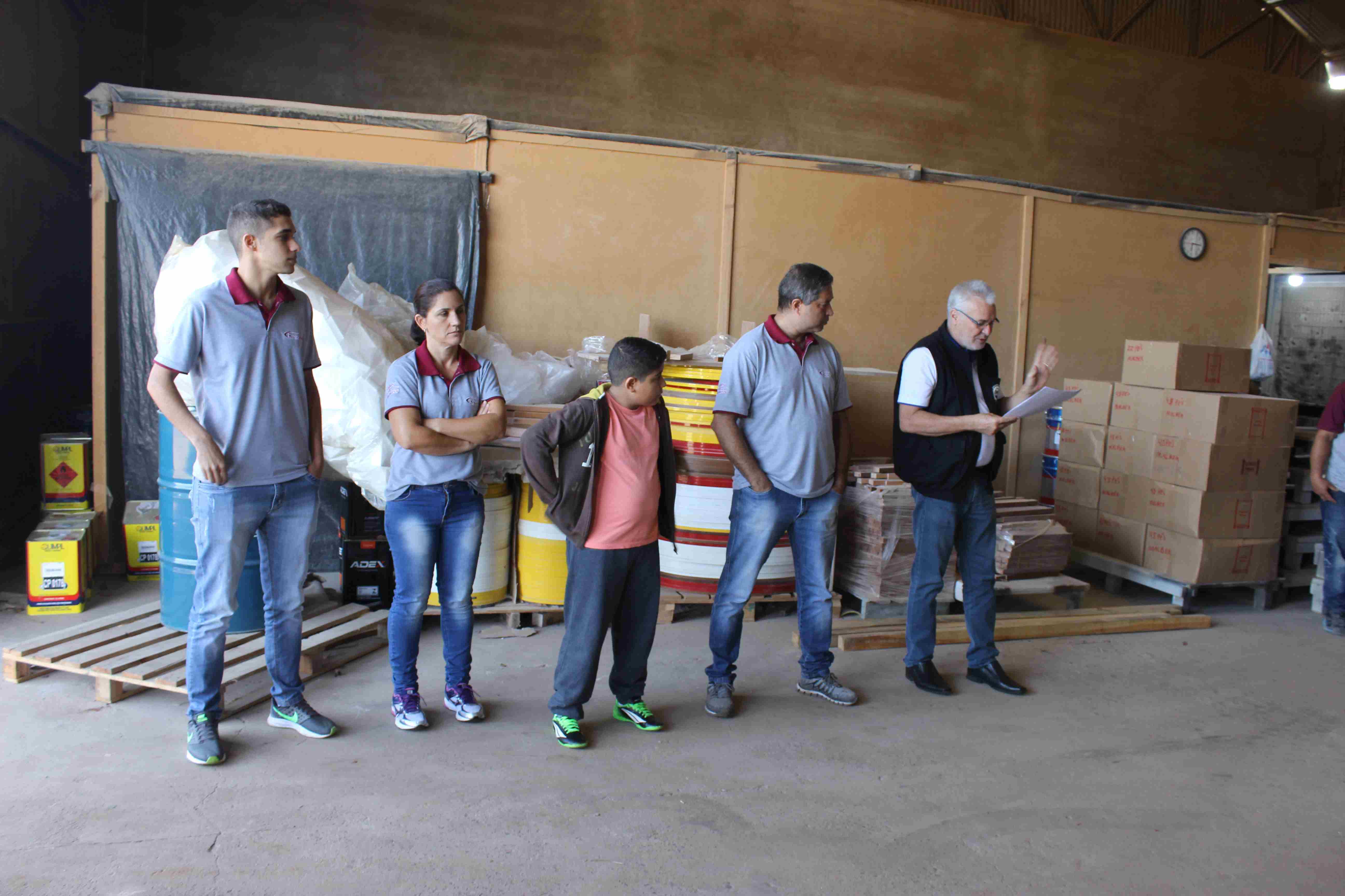 ASSEMBLEIA COM TRABALHADORES DA EMPRESA V. VASCONCELOS