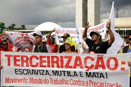 Petroleiros alertam: Terceirização aumenta acidentes na Petrobras