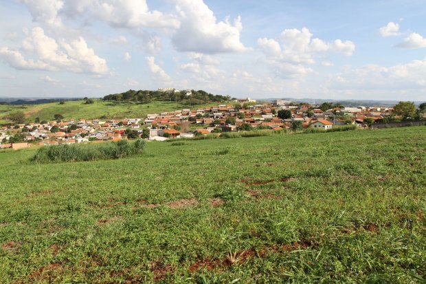 Especulação força aumento da área urbana para abrigar casas