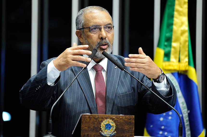 Reforma tributária é decisiva para o país, afirma Paim