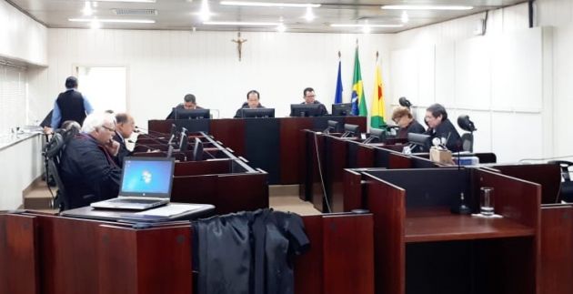 TRT da 14ª Região homologa CCT com cláusula de desconto assistencial para filiado e não filiado 