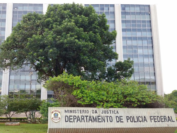 PF faz operação contra suspeitos de fraudar até R$ 19 bilhões da Receita
