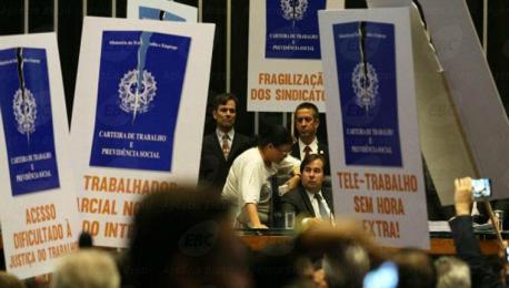 Seis meses de reforma: balanço negativo para os trabalhadores