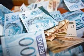 Salário mínimo previsto para 2015 será de R$ 788,06, diz ministra