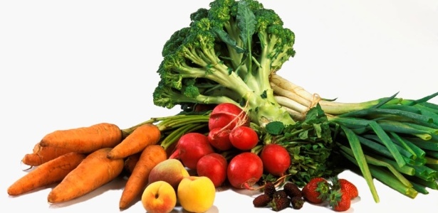 Comer alimentos com agrotóxico diminui quantidade de esperma, diz estudo